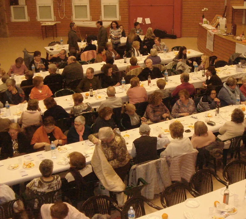 Cena solidaria en La Lira del Vendrell