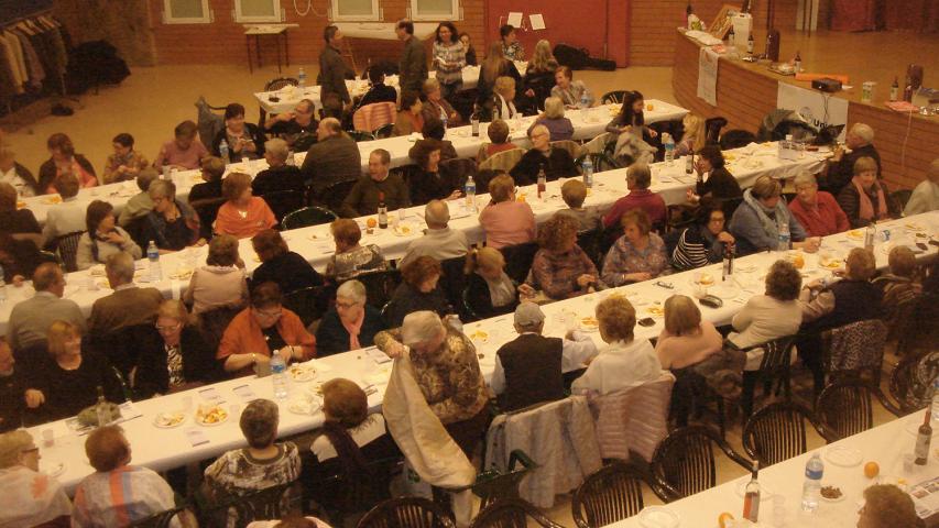 Cena solidaria en La Lira del Vendrell