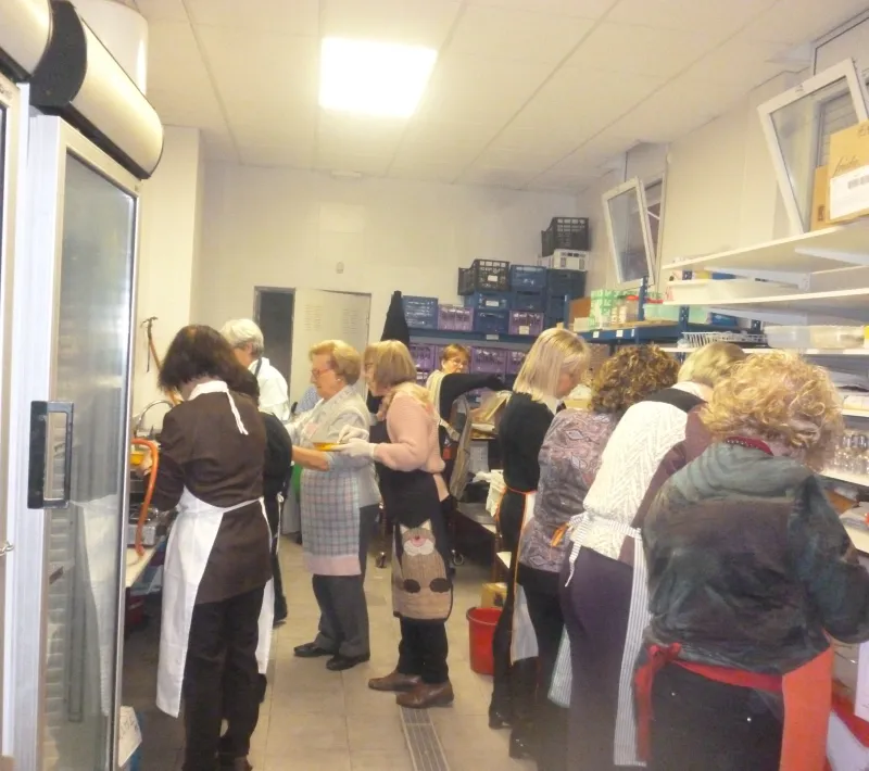 Cena solidaria en La Lira del Vendrell