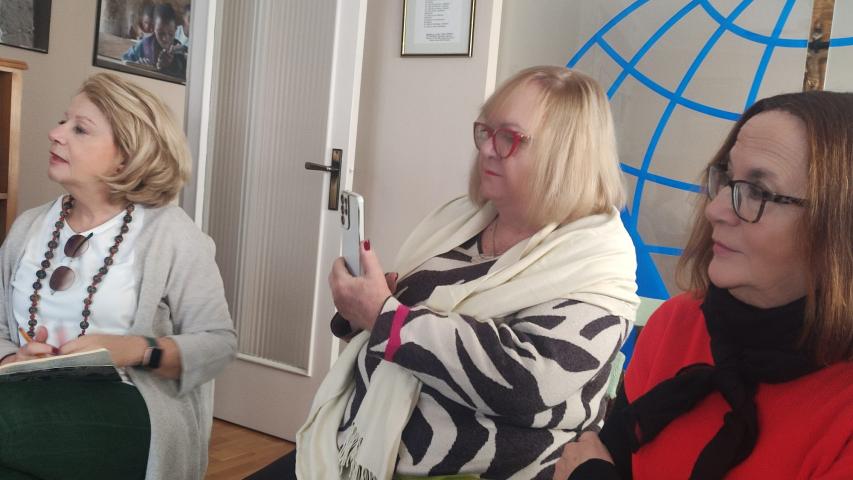 1737567009101