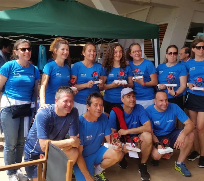 Éxito de participación en el II Circuito de Pádel Solidario