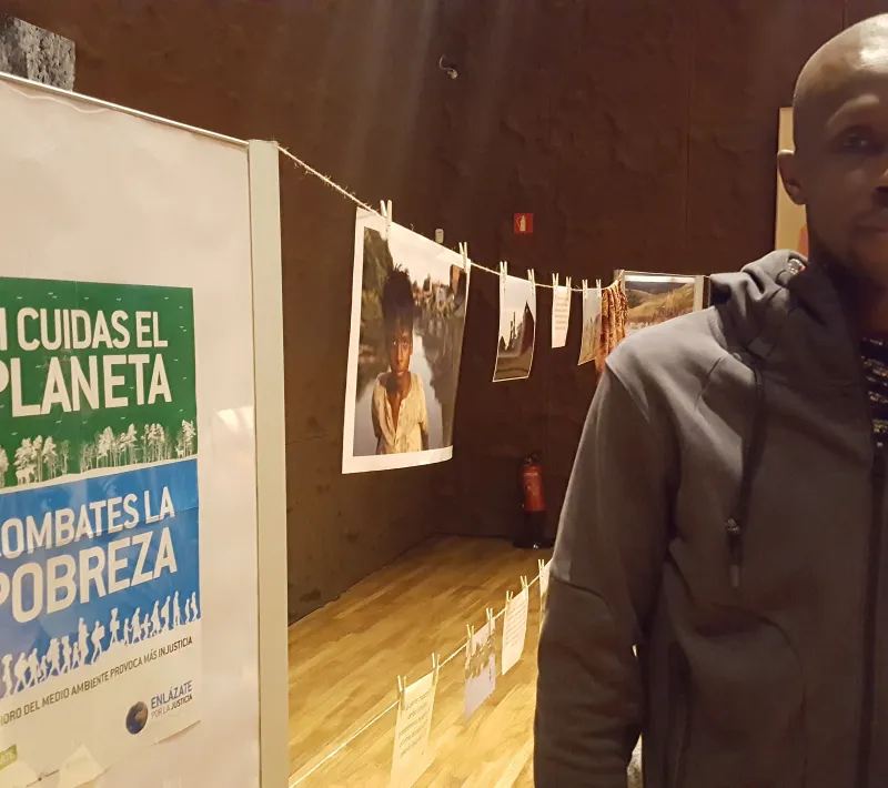 Serigne Mbaye el día de la jornada Migraciones Climáticas. Foto Marta Isabel González/Manos Unidas