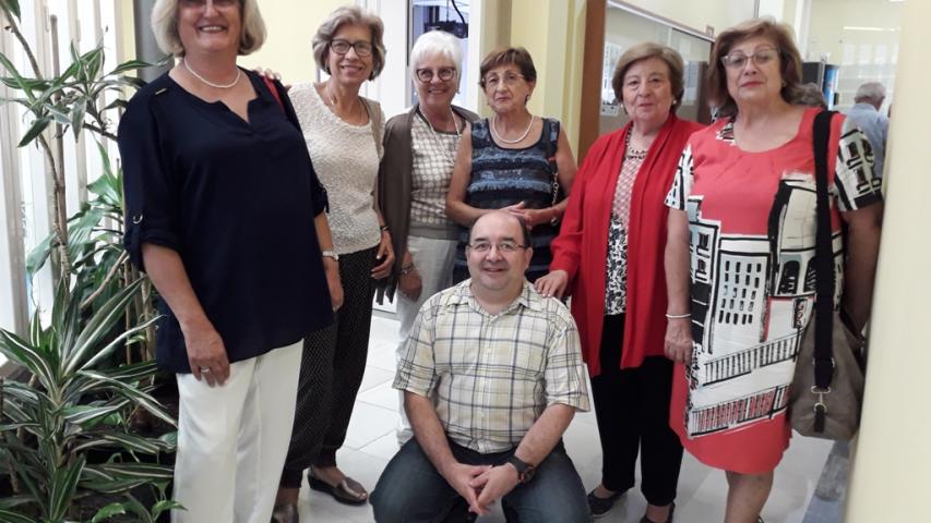 Delegadas comarcales junto con el formador.