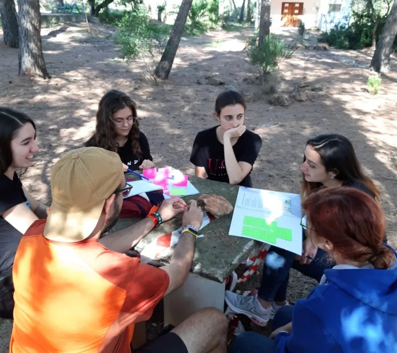 Trabajar en grupo es una manera de aprovechar las ideas de todos.
