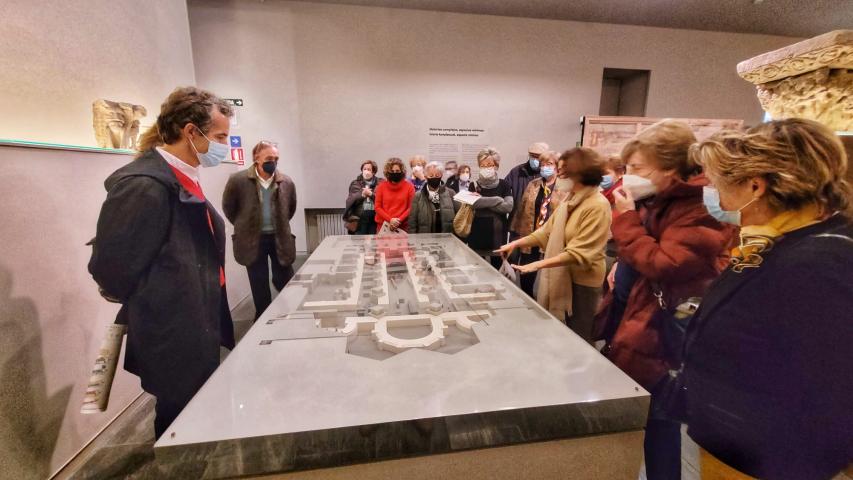 Visita guiada al Museo de Navarra a todos los voluntarios de la delegación de Pamplona