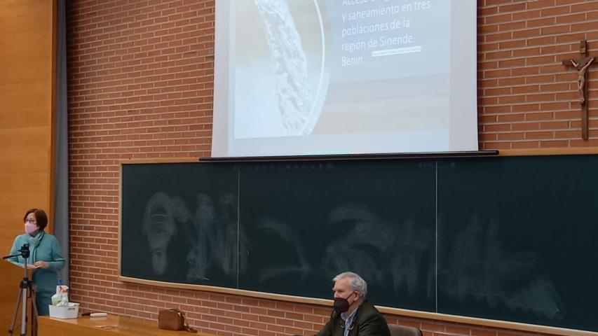 Charla a estudiantes de Relaciones Internacionales de la Universidad de Navarra