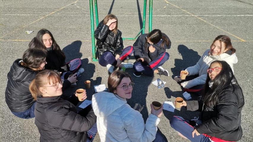 Chocolatada en el Colegio Regina Pacis de Burlada