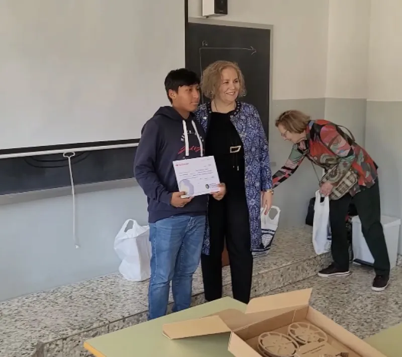 Entrega del primer premio de Clipmetrajes en el Colegio Santa Catalina
