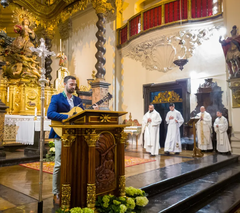 Celebración en la Parroquia de Cariñena del X Aniversario de vida sacerdotal de D. Freddy Pérez