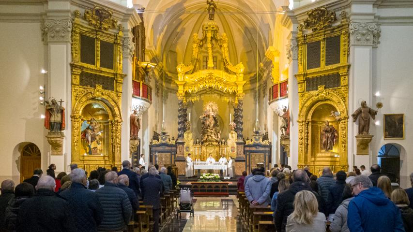 Celebración en la Parroquia de Cariñena del X Aniversario de vida sacerdotal de D. Freddy Pérez