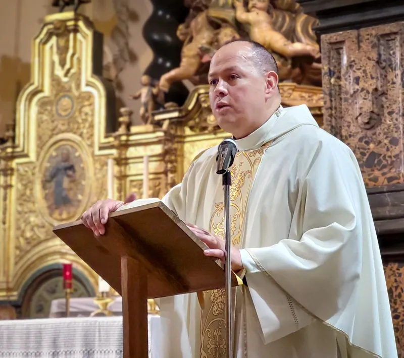 Celebración en la Parroquia de Cariñena del X Aniversario de vida sacerdotal de D. Freddy Pérez