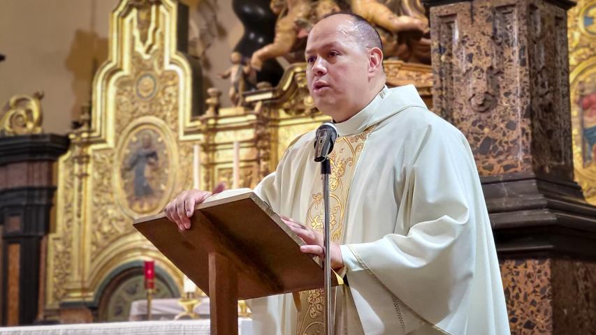 Celebración en la Parroquia de Cariñena del X Aniversario de vida sacerdotal de D. Freddy Pérez