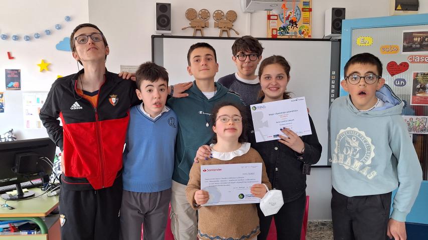 "El Equipo A" vídeo ganador de la final autonómica de Navarra del XV Festival de Clipmetrajes de Manos Unidas