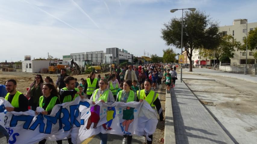 2025 11 09 marcha solidaria manos unidas12