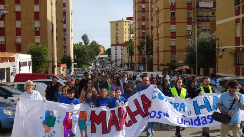 2025 11 09 marcha solidaria manos unidas13