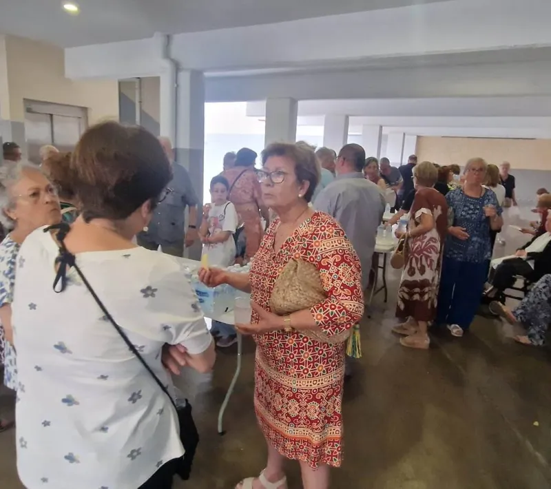Aperitivo solidario en Benetússer Manos Unidas Valencia