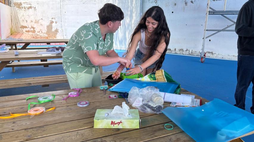 Estudiantes de secundaria durante actividad de sensibilización.