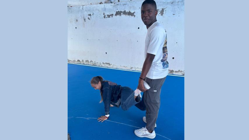 Estudiantes de secundaria durante actividad de sensibilización.