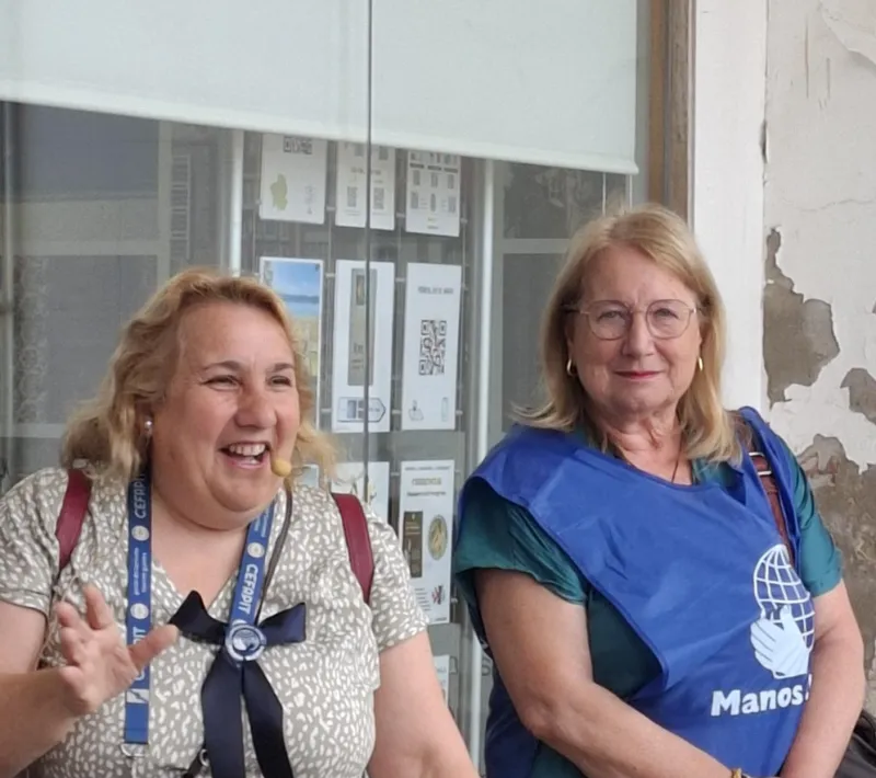 Isabel Díaz-Robles y Remedios Rey