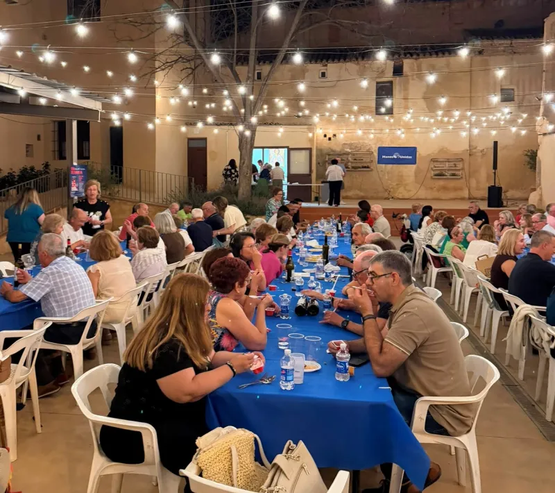 Cena solidaria en Requena