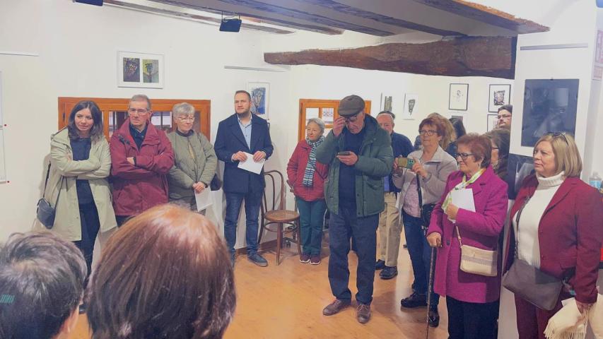 Exposición benéfica para Manos Unidas en Requena
