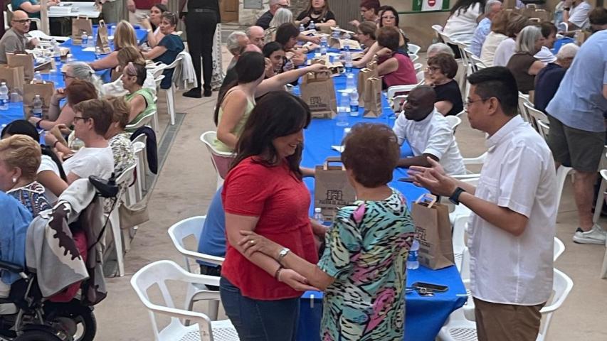 Cena solidaria en Requena