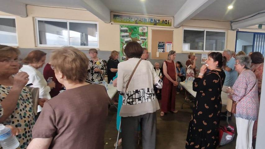 Aperitivo solidario en Benetússer Manos Unidas Valencia