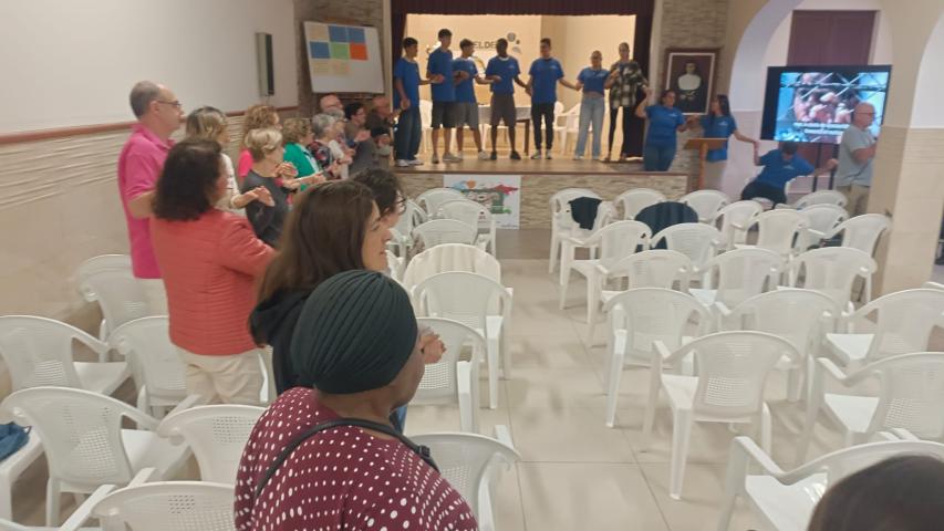 Momento de la obra de teatro de las V Jornadas por un Mundo Mejor celebradas en Telde, Gran Canaria.