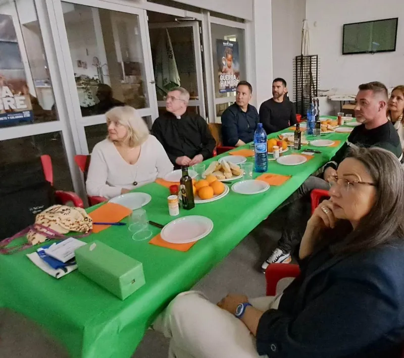 cena del hambre en Foyos Manos Unidas Valencia