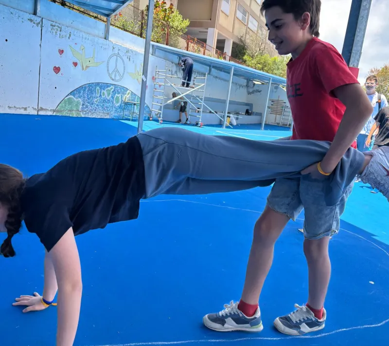 Estudiantes de secundaria durante actividad de sensibilización.