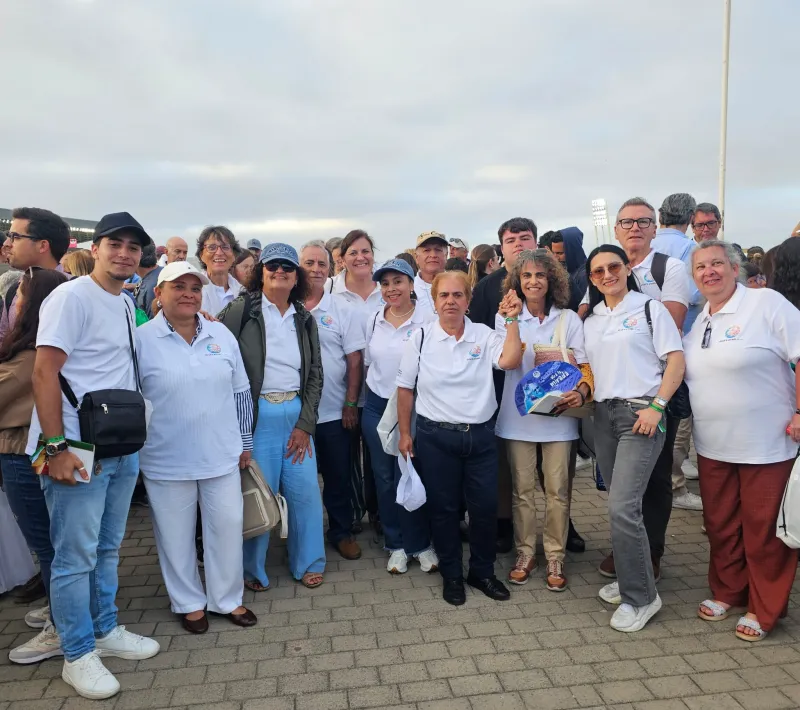 Grupo de voluntarios y miembros de Manos Unidas Las Palmas al finalizar la Eucaristía.