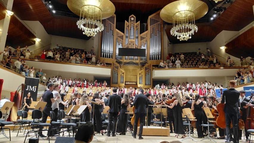 IX concierto Voces Unidas de la orquesta de la JMJ a beneficio de Manos Unidas
