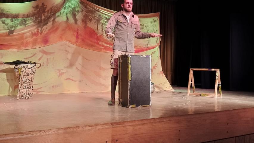 Un momento de la representación de la obra de teatro Un cuento diferente, de la compañía Sol y Tierra