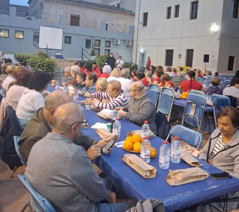 Cena del hambre de Alfara del Patriarca Manos Unidas Valencia