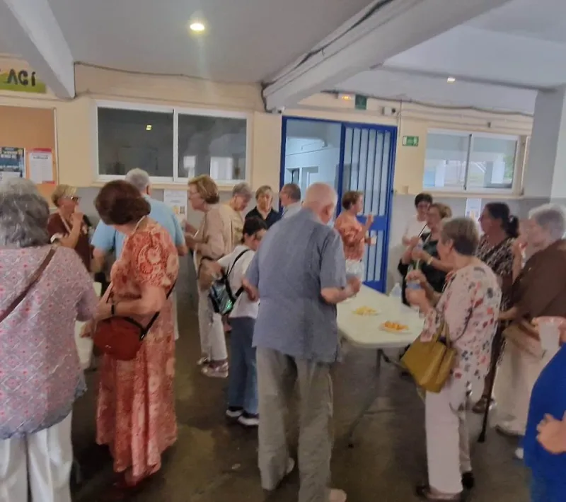 Aperitivo solidario en Benetússer Manos Unidas Valencia