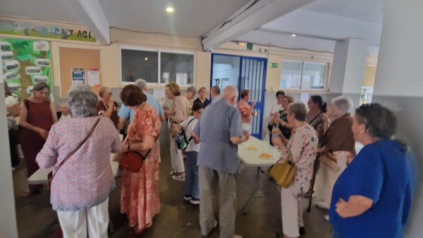 Aperitivo solidario en Benetússer Manos Unidas Valencia