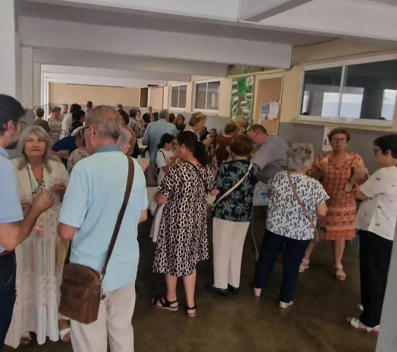 Aperitivo solidario en Benetússer Manos Unidas Valencia