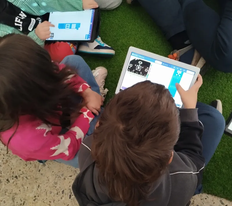 Taller de educación en valores a través de la robótica