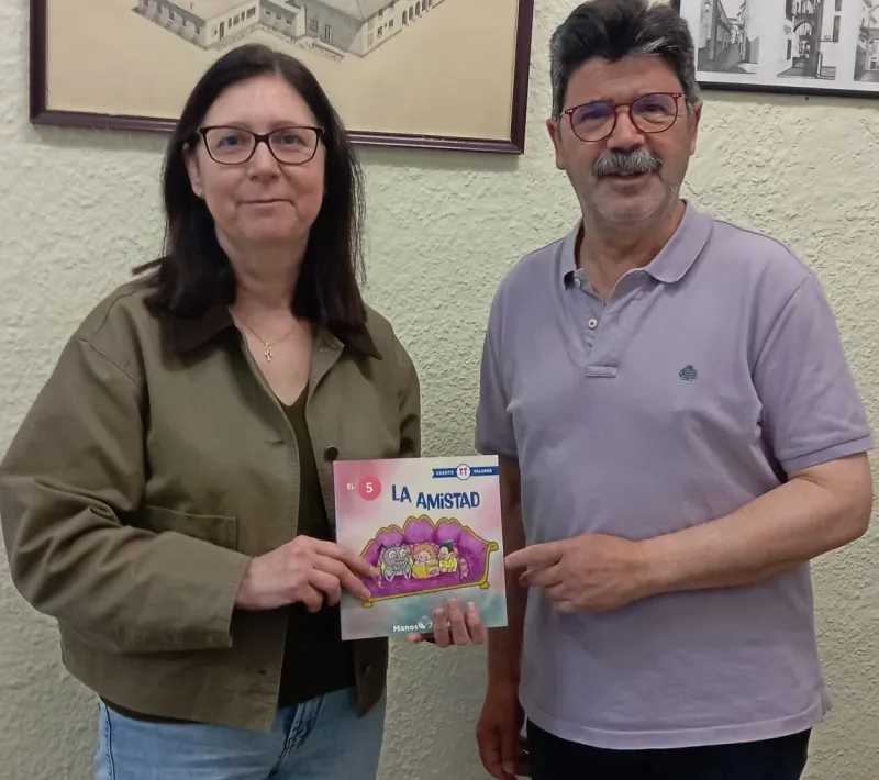 Manos Unidas acerca la educación en valores a la infancia de Cabra con el libro La Amistad