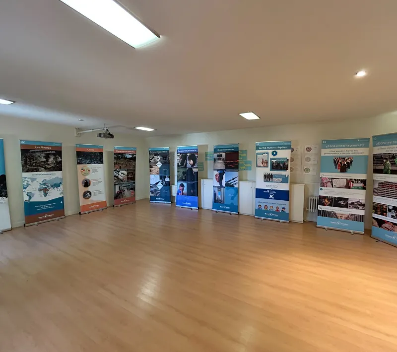 Exposición de la paz en el Colegio Sagrado Corazón de Pamplona
