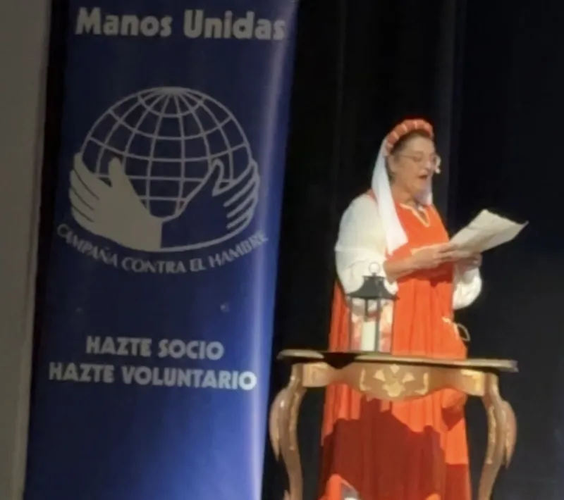 Teatro solidario manzanares 2  4/26