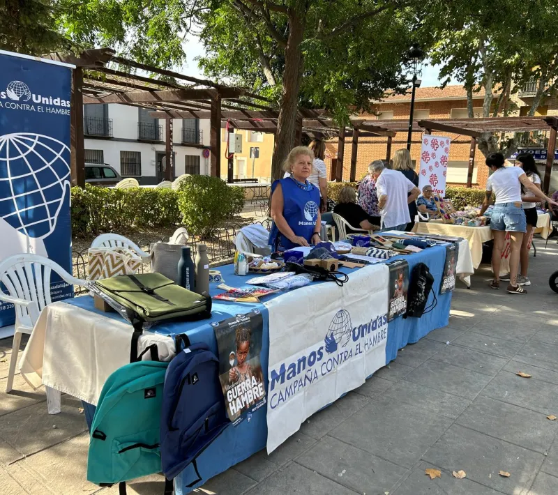Voluntarios de Manos Unidas en Alovera.