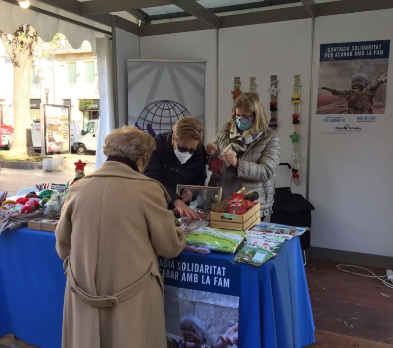 Adornos Navideños Solidarios