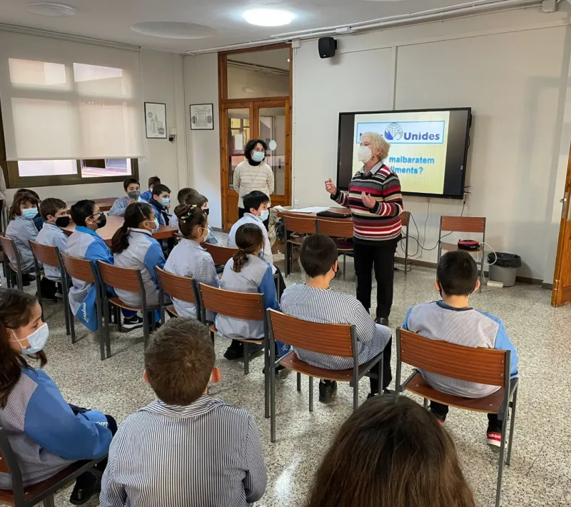 Charla en Colegio Mare Molas de Reus