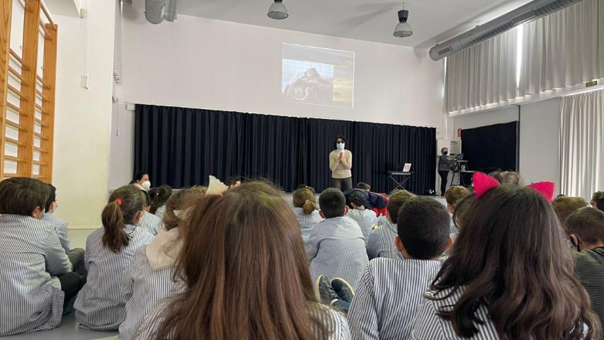 Cuentacuentos en Escola Isabel Besora de Reus