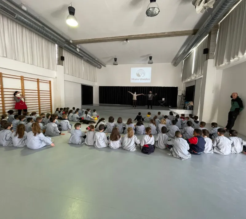 Cuentacuentos en Escola Isabel Besora de Reus