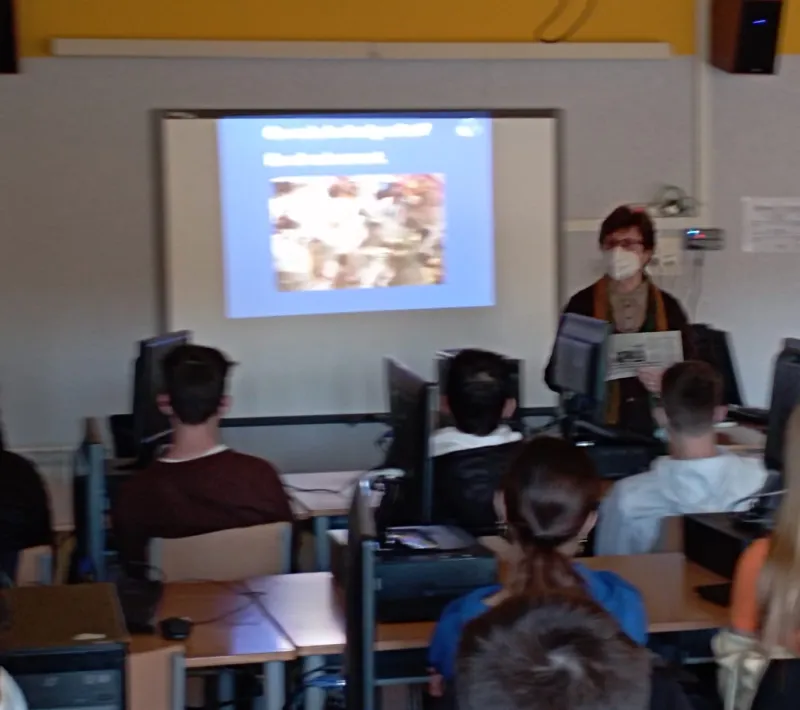 Charla sobre los derechos de la mujer y equidad