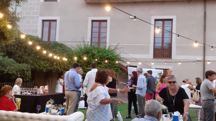 "Vinet Solidari" en los jardines de la Casa Miret de Tarragona