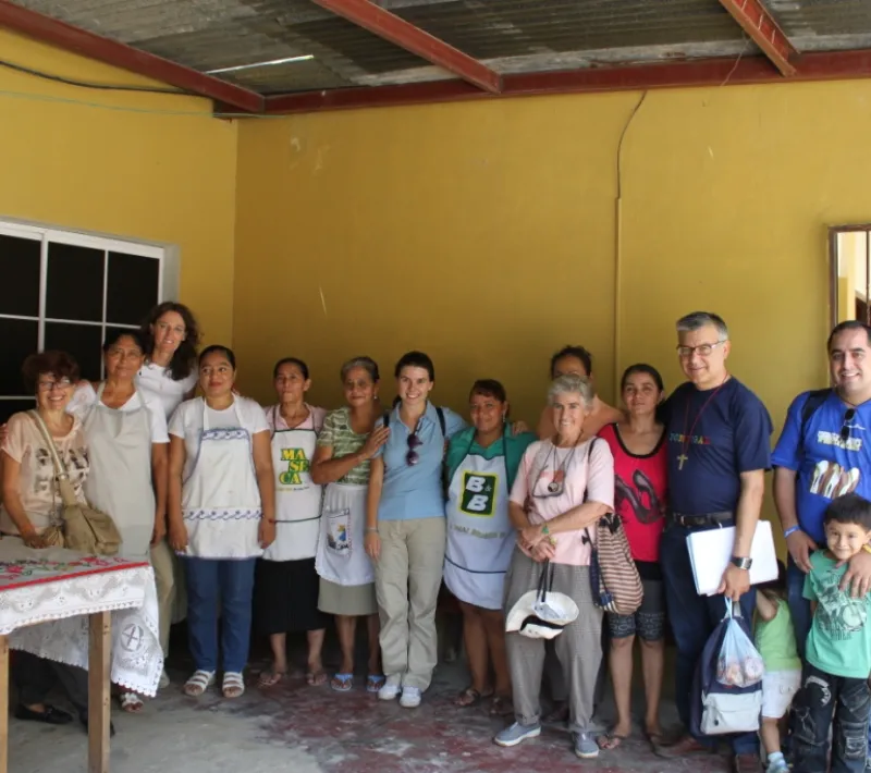 26 grupo con taller de panaderia