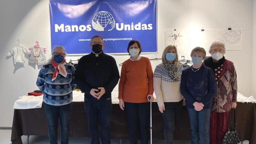 Rastrillo Solidario organizado por la comarcal de Requena de Manos Unidas Valencia.
